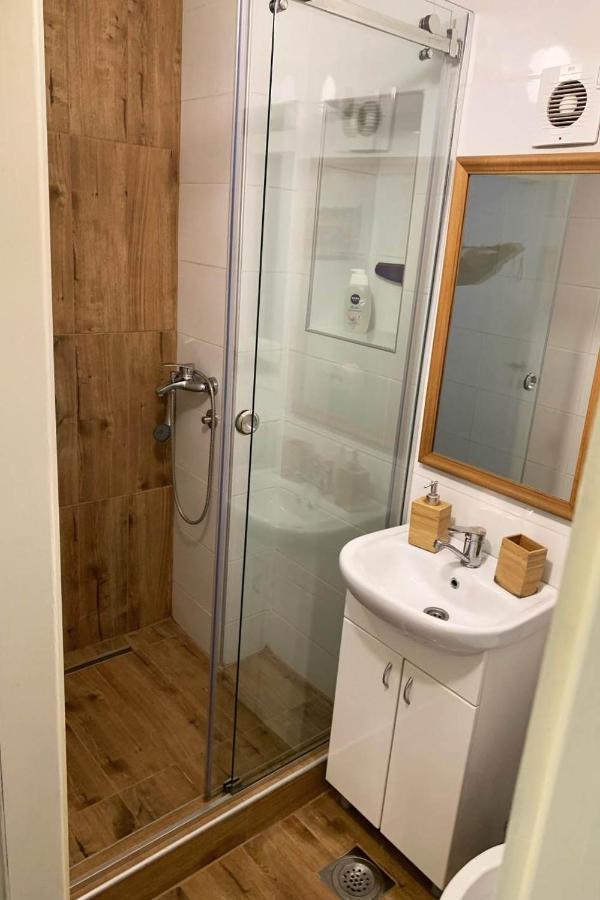 Cozy & Fully Equipped Studio In The Heart Of Downtown And Next To Kalemegdan Belgrad Zewnętrze zdjęcie